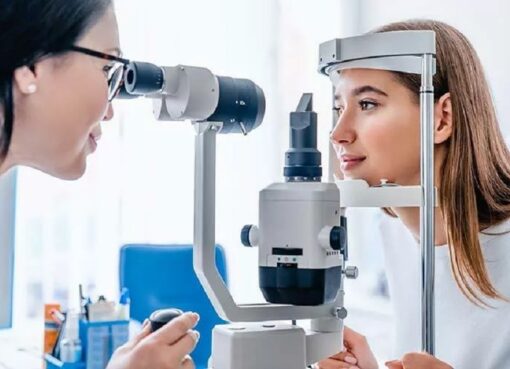 Ophthalmologist